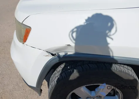 2012 Jeep Grand Cherokee Laredo z USA, uszkodzony, nr VIN 1C4RJFAG9CC318981